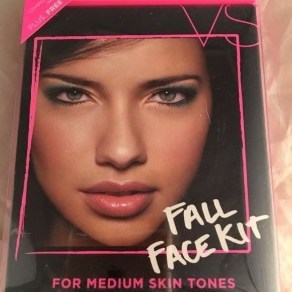 Victoria’s Secret Fall Face Kit Medium Tones Eyeshadow Blush SET - Picture 2 of 4